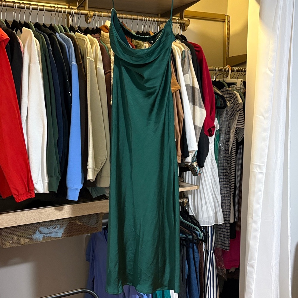 Chic Forest Green Midi Dress